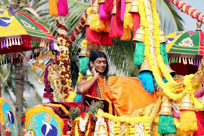 File:20091227IMG 9934 CMP WM00001000 Procession.jpg