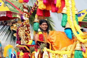 20091227IMG 9938 CMP WM00001000 Procession.jpg