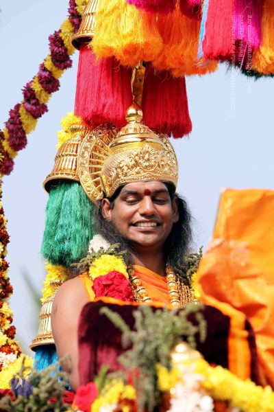 File:20091227IMG 9964 CMP WM00001000 Procession.jpg