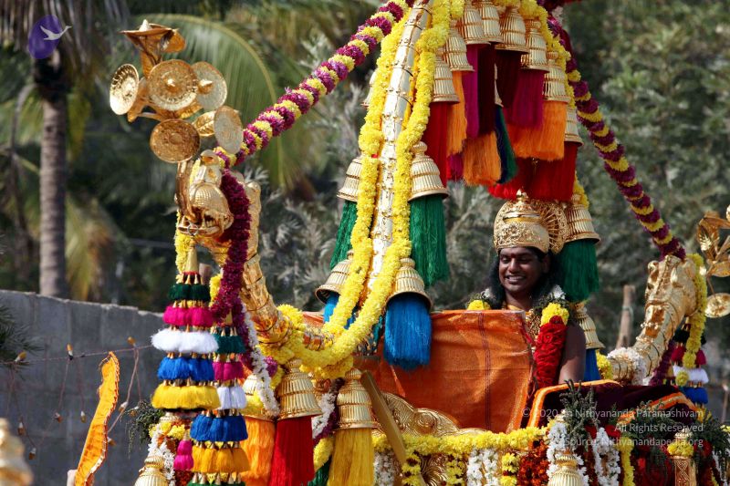 File:20091227IMG 9970 CMP WM00001000 Procession.jpg