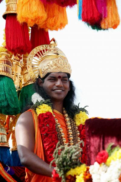 File:20091227IMG 9987 CMP WM00001000 Procession.jpg