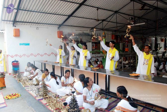 20091229DSC 7750 CMP WM00100 Procession.jpg