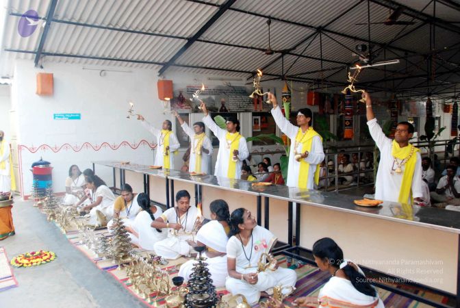 20091229DSC 7751 CMP WM00100 Procession.jpg