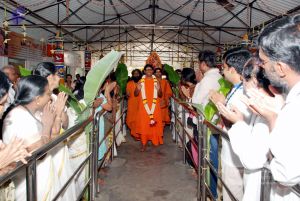 20091229DSC 7769 CMP WM00100 Procession.jpg