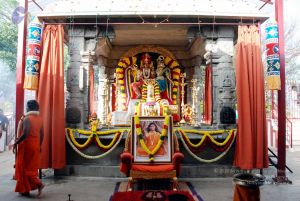 20091229DSC 7774 CMP WM00100 Procession.jpg