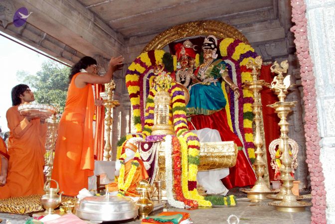 20091229DSC 7798 CMP WM00100 Procession.jpg