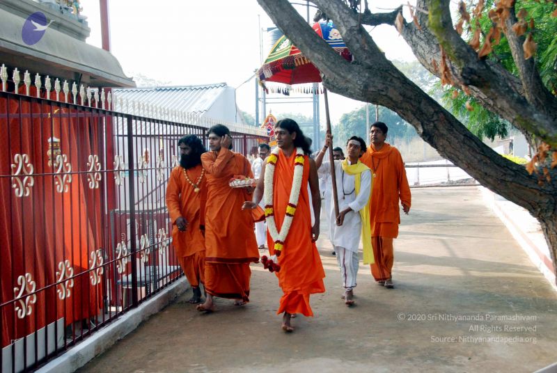 File:20091229DSC 7799 CMP WM00100 Procession.jpg