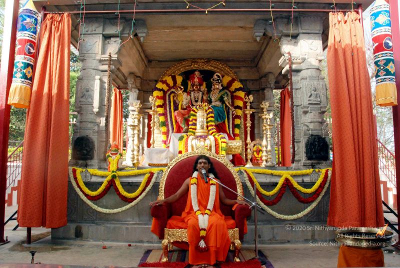 File:20091229DSC 7833 CMP WM00100 Procession.jpg