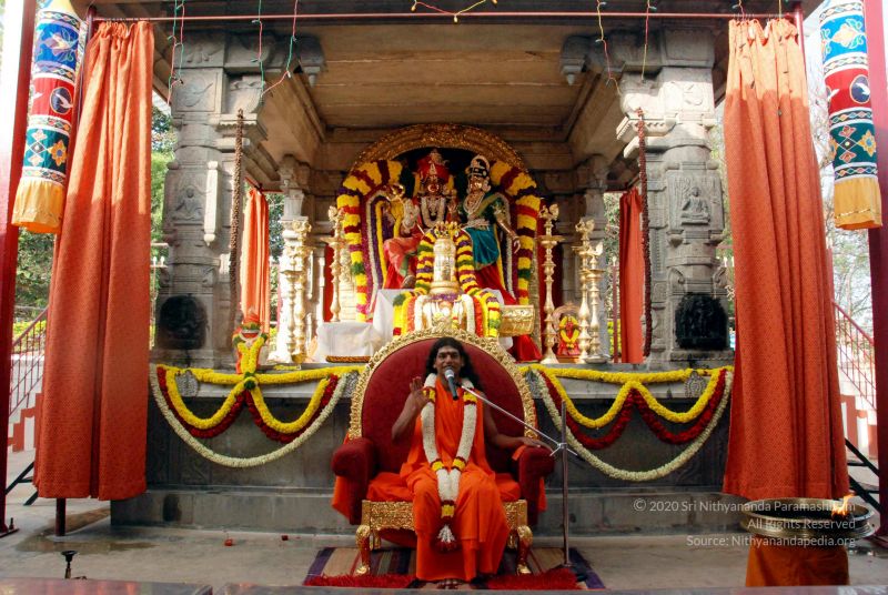 File:20091229DSC 7834 CMP WM00100 Procession.jpg