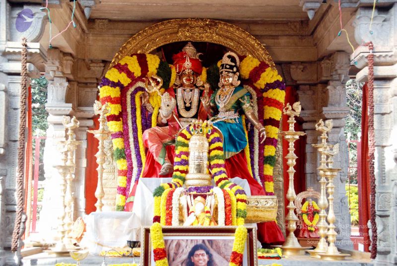 File:20091229DSC 7862 CMP WM00100 Procession.jpg