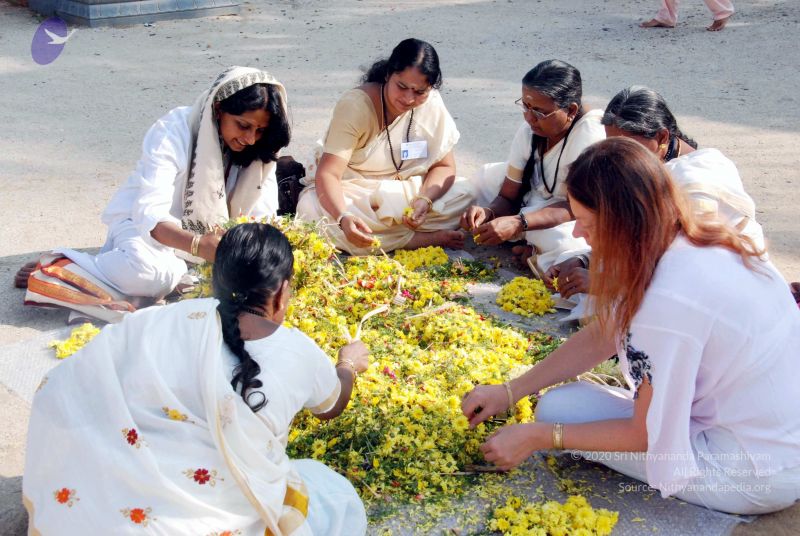 File:20091229DSC 7890 CMP WM00100 Procession.jpg