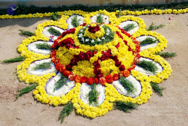 File:20091229DSC 7911 CMP WM00100 Procession.jpg