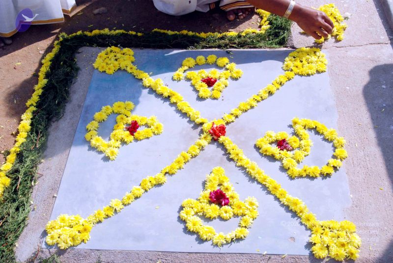 File:20091229DSC 7913 CMP WM00100 Procession.jpg