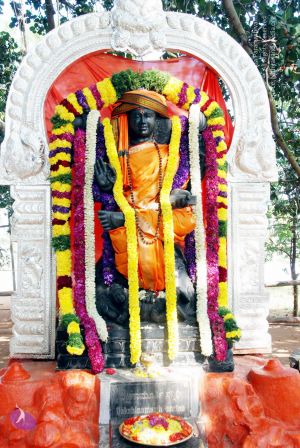 20091229DSC 7935 CMP WM00100 Procession.jpg