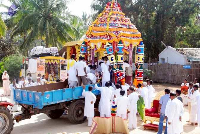 20091229DSC 7941 CMP WM00100 Procession.jpg