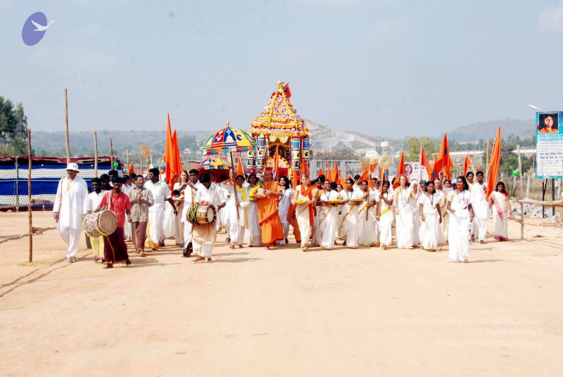 File:20091229DSC 7981 CMP WM00100 Procession.jpg