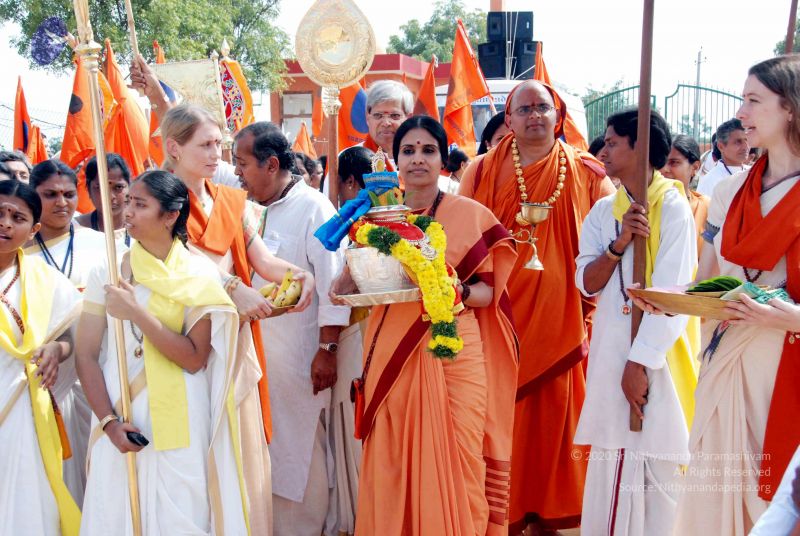 File:20091229DSC 7983 CMP WM00100 Procession.jpg