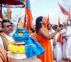 20091229DSC 7997 CMP WM00100 Procession.jpg