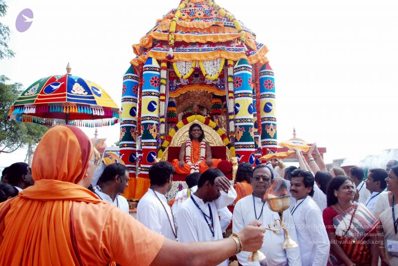 File:20091229DSC 8018 CMP WM00100 Procession.jpg