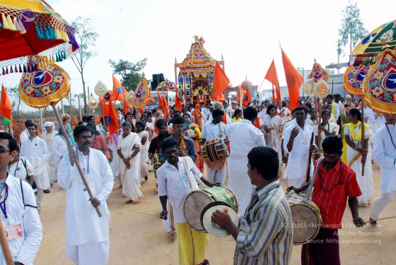 File:20091229DSC 8038 CMP WM00100 Procession.jpg