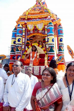 20091229DSC 8051 CMP WM00100 Procession.jpg