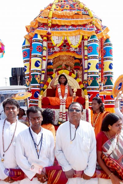 File:20091229DSC 8056 CMP WM00100 Procession.jpg