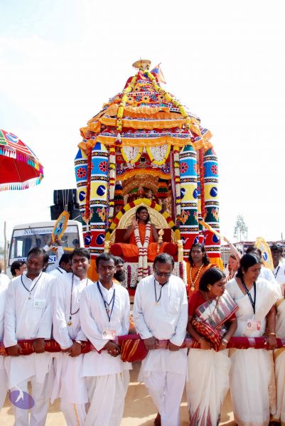 File:20091229DSC 8057 CMP WM00100 Procession.jpg