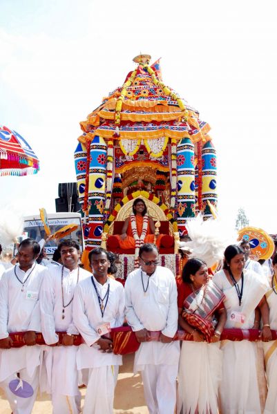 File:20091229DSC 8058 CMP WM00100 Procession.jpg