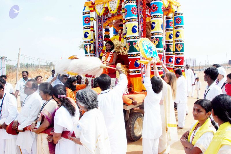 File:20091229DSC 8084 CMP WM00100 Procession.jpg