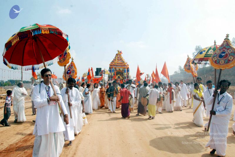 File:20091229DSC 8089 CMP WM00100 Procession.jpg