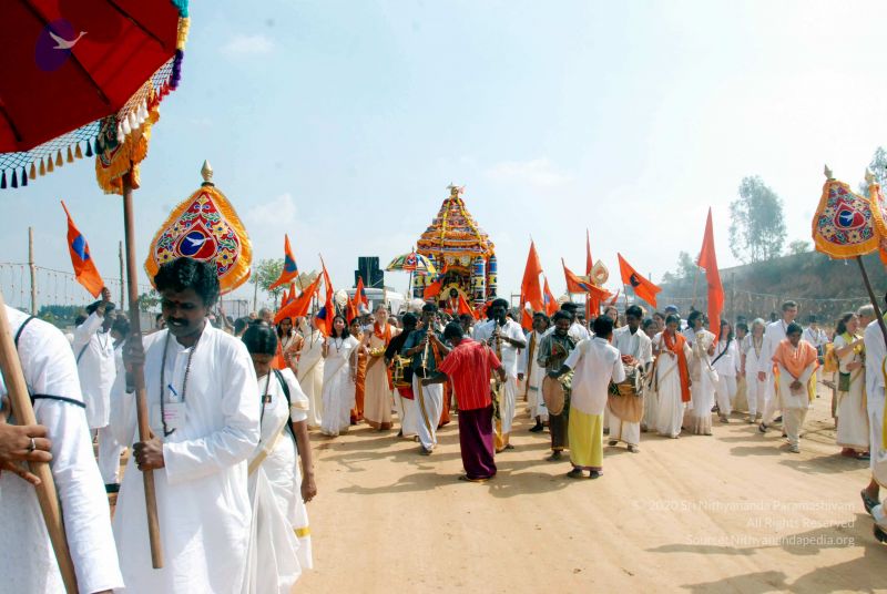 File:20091229DSC 8092 CMP WM00100 Procession.jpg