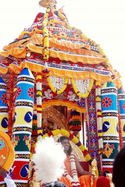 File:20091229DSC 8129 CMP WM00100 Procession.jpg