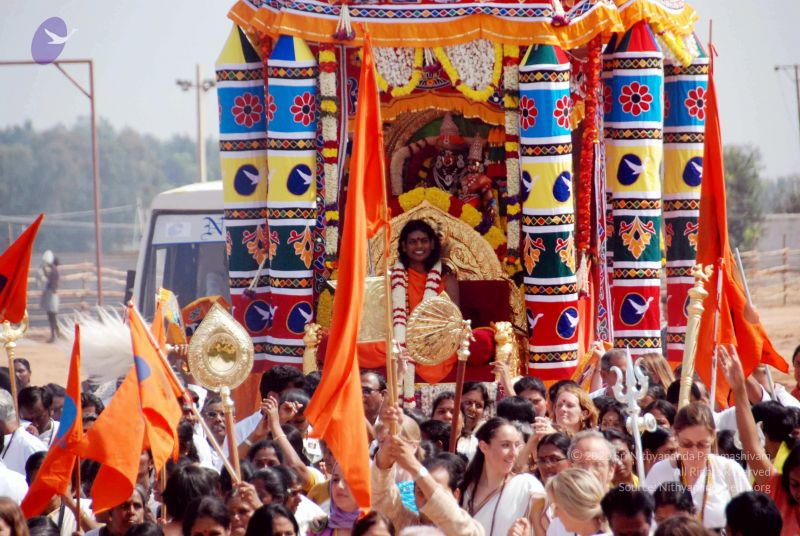 File:20091229DSC 8179 CMP WM00100 Procession.jpg