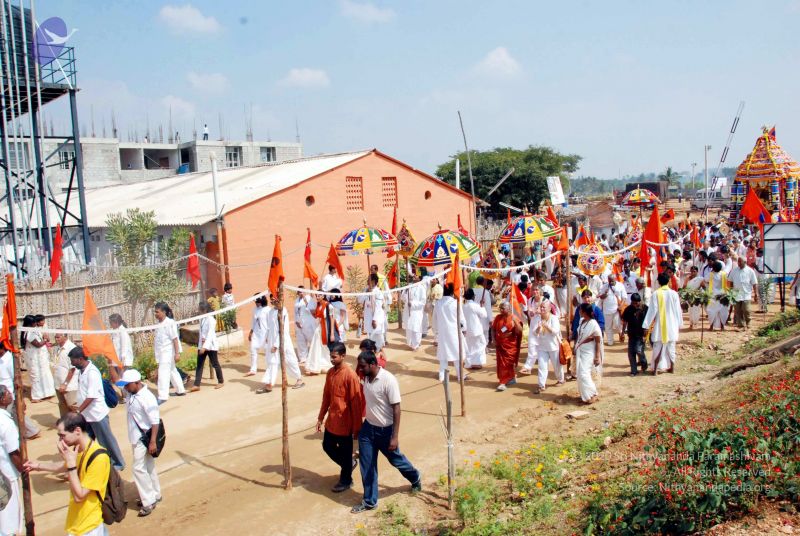 File:20091229DSC 8185 CMP WM00100 Procession.jpg