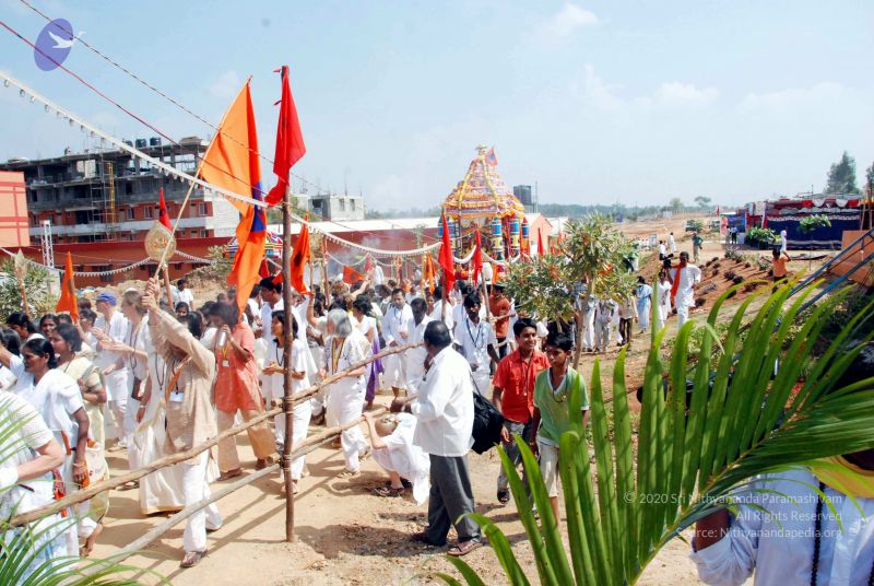 File:20091229DSC 8209 CMP WM00100 Procession.jpg