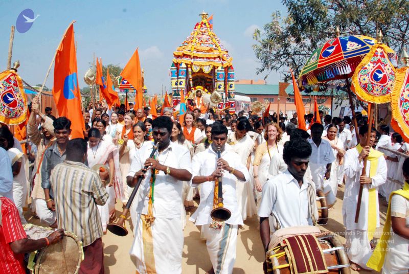 File:20091229DSC 8223 CMP WM00100 Procession.jpg