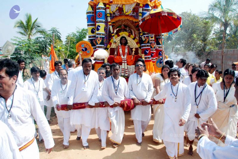 File:20091229DSC 8252 CMP WM00100 Procession.jpg