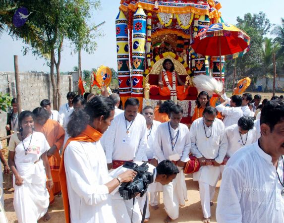 20091229DSC 8264 CMP WM00100 Procession.jpg