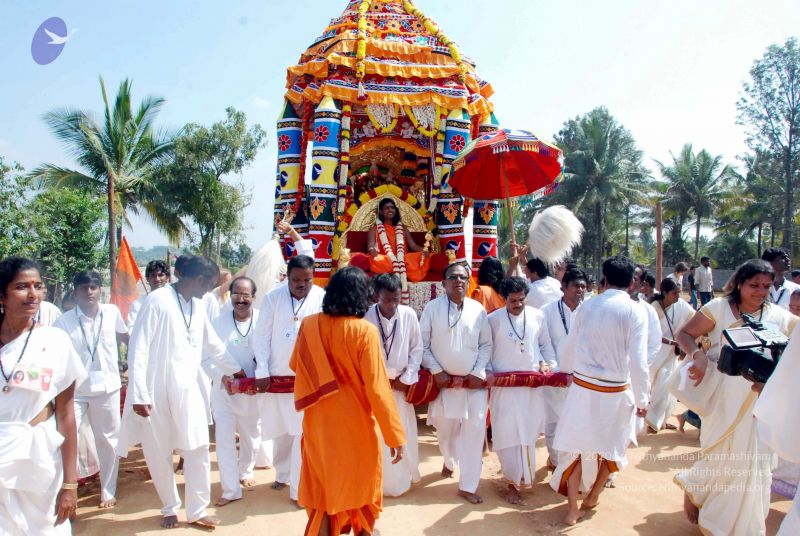 File:20091229DSC 8265 CMP WM00100 Procession.jpg