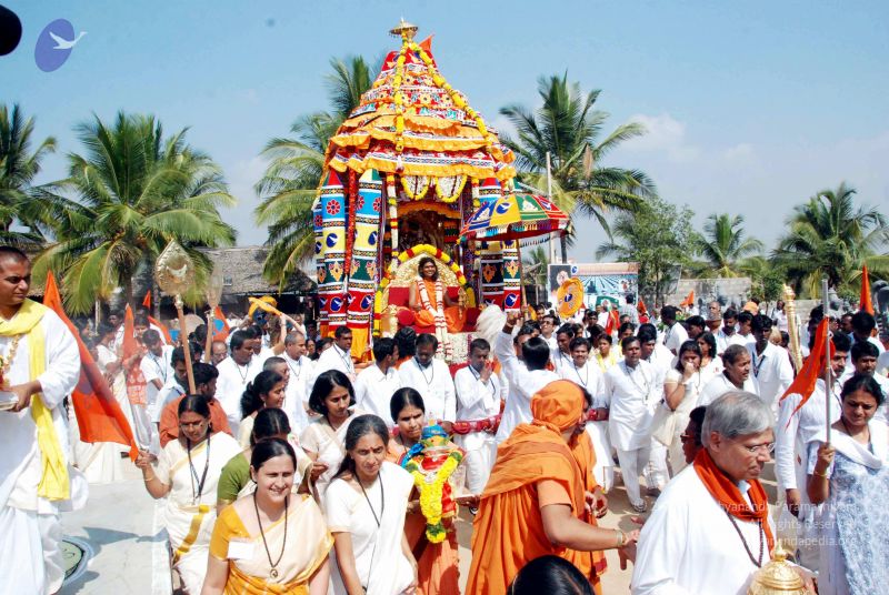 File:20091229DSC 8270 CMP WM00100 Procession.jpg