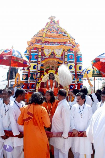 File:20091229DSC 8312 CMP WM00100 Procession.jpg