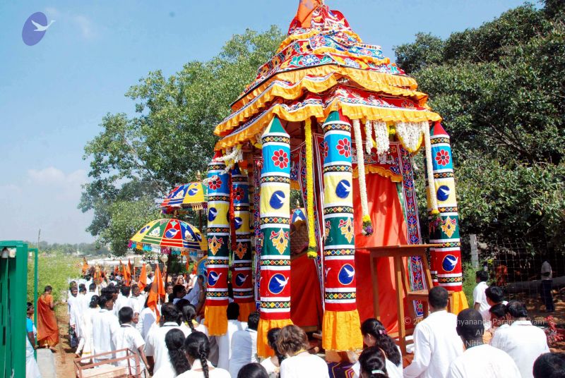 File:20091229DSC 8351 CMP WM00100 Procession.jpg