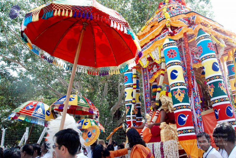 File:20091229DSC 8354 CMP WM00100 Procession.jpg