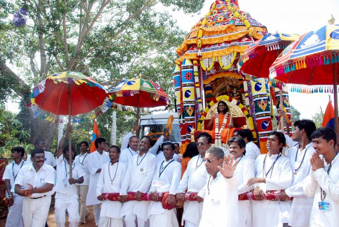 20091229DSC 8375 CMP WM00100 Procession.jpg