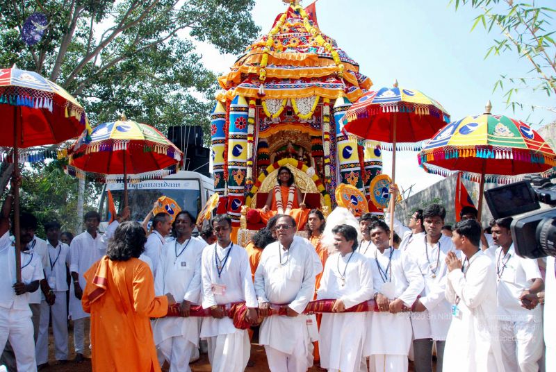 File:20091229DSC 8384 CMP WM00100 Procession.jpg