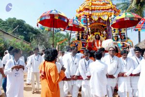 20091229DSC 8427 CMP WM00100 Procession.jpg