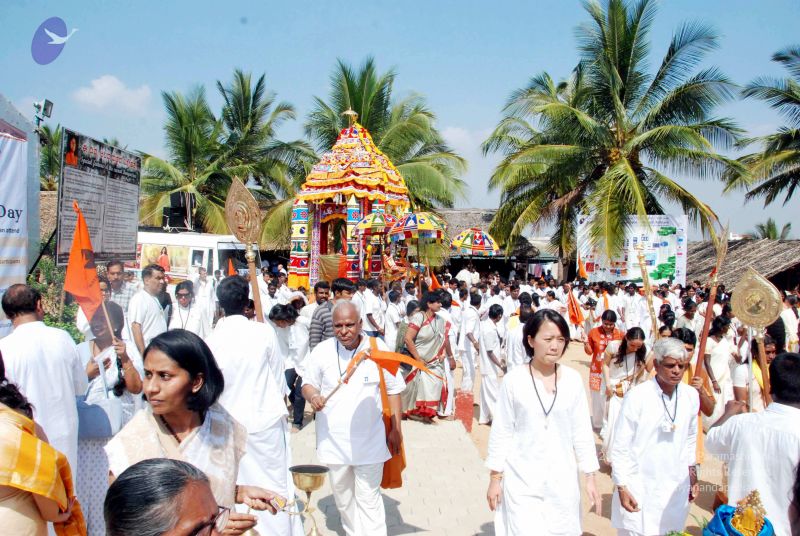 File:20091229DSC 8429 CMP WM00100 Procession.jpg