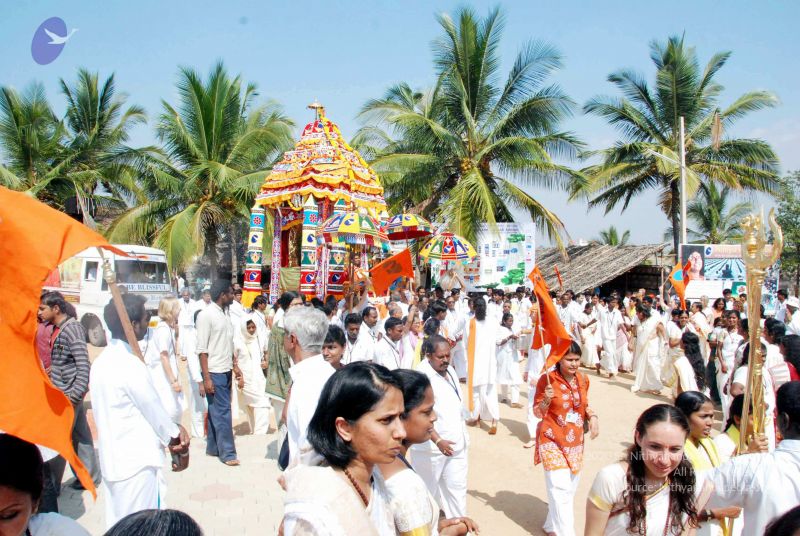 File:20091229DSC 8430 CMP WM00100 Procession.jpg