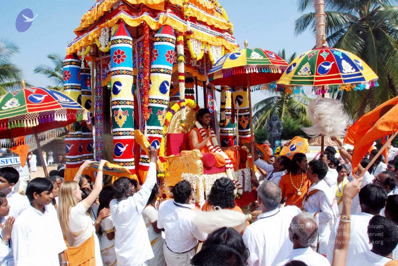 File:20091229DSC 8461 CMP WM00100 Procession.jpg