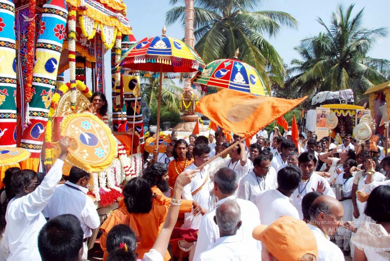 File:20091229DSC 8465 CMP WM00100 Procession.jpg